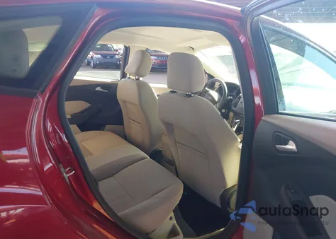 2015 Ford Focus Se из США, поврежденный, VIN 1FADP3K21FL221553